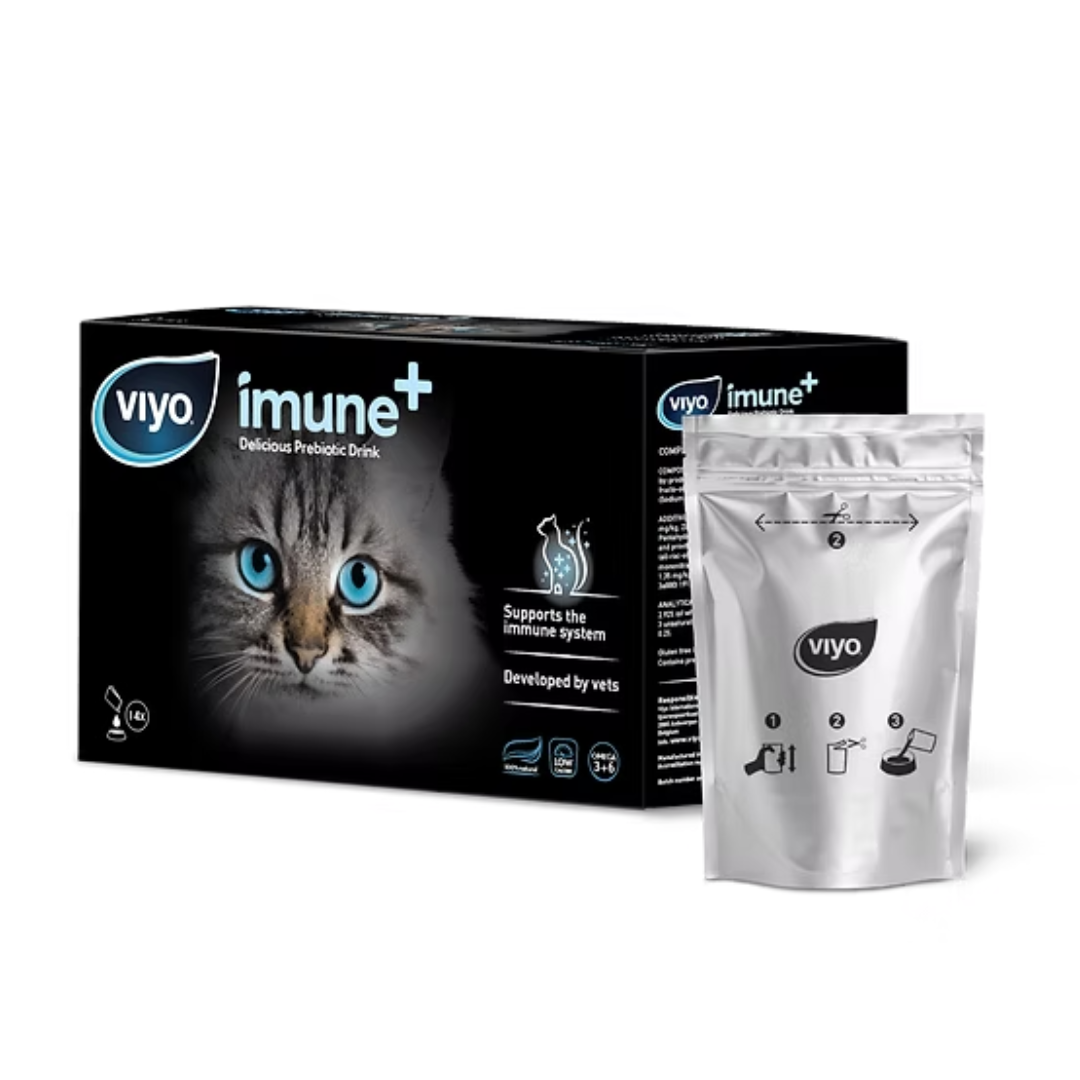 Viyo imune+ Prebiotic for Cats 14pack. The outer packaging and the singular portioned pouch are shown here. There is a grey cat with blue eyes on the box.